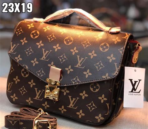 bolsa louis vuitton de mao|Louis Vuitton bolsas.